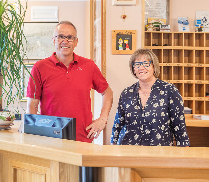 Hotel Alpina - Un caloroso benvenuto da Cristina e Fausto!