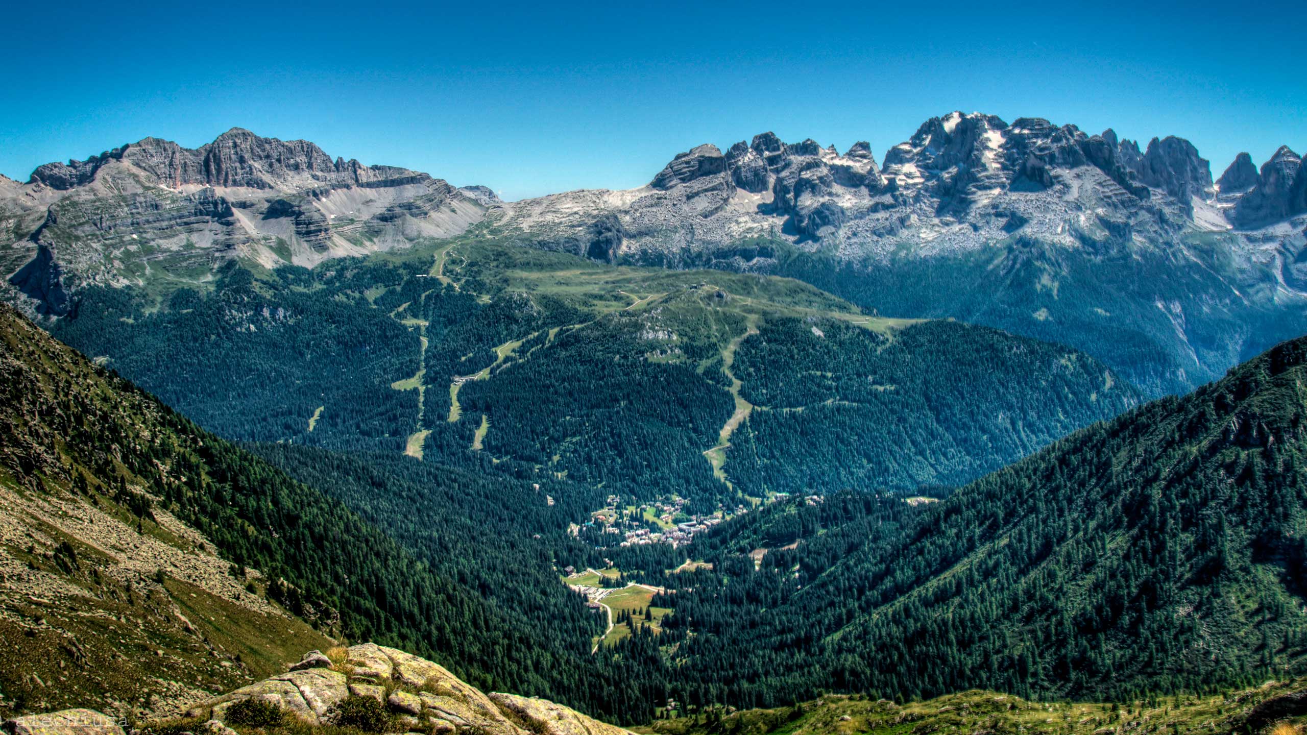 Hotel Alpina – Hotel nel centro di Madonna di Campiglio