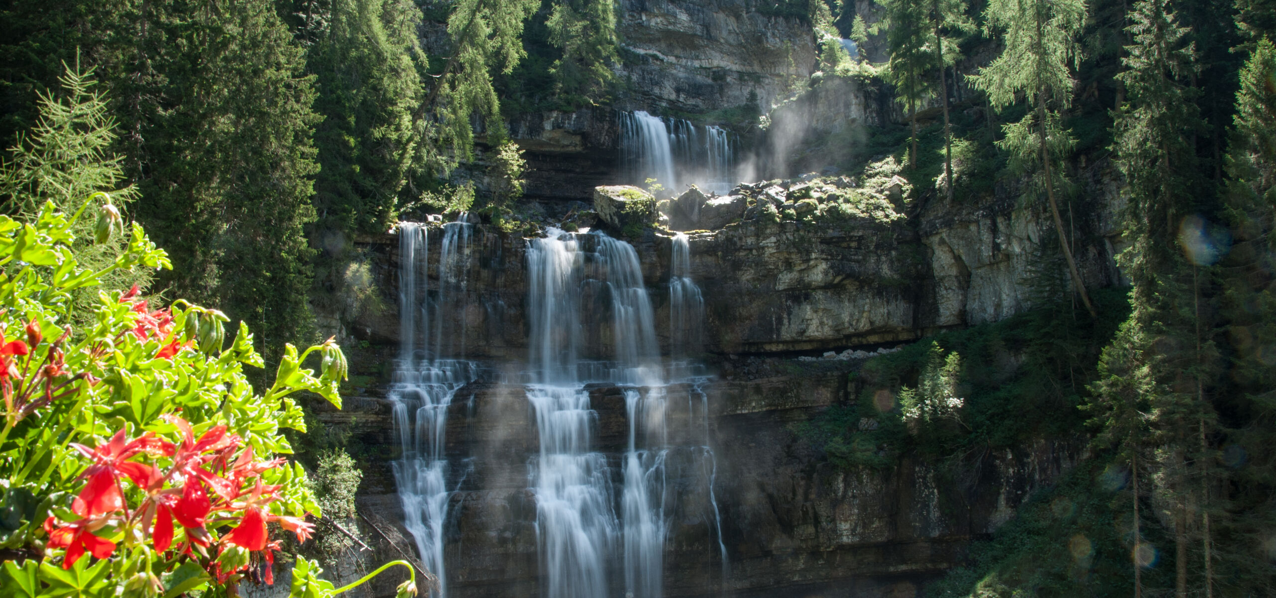 Vallesinella, il Giro delle Cascate